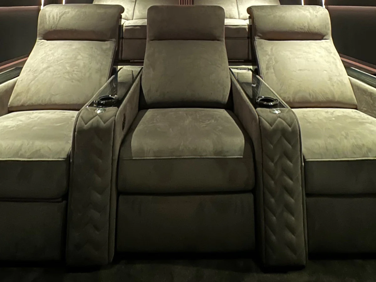 AV Concept Products - Mandalay / Fauteuil motorisé en Alcantara - Triple motorisation - Image 2