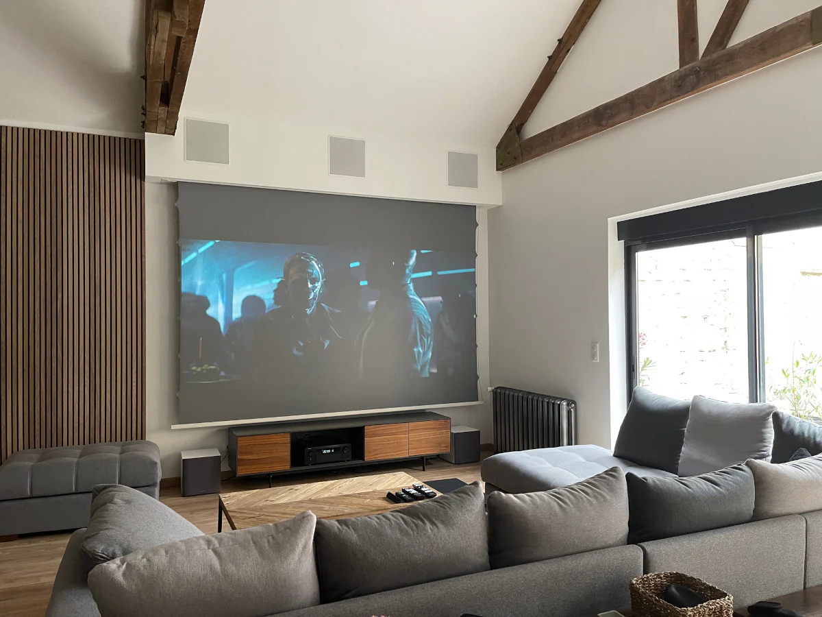 AV Concept Products CeilingScreen Tensioned X (BlackDrop 40cm) - Infinity+ (Sortie de toile à l'arrière) - Image 8