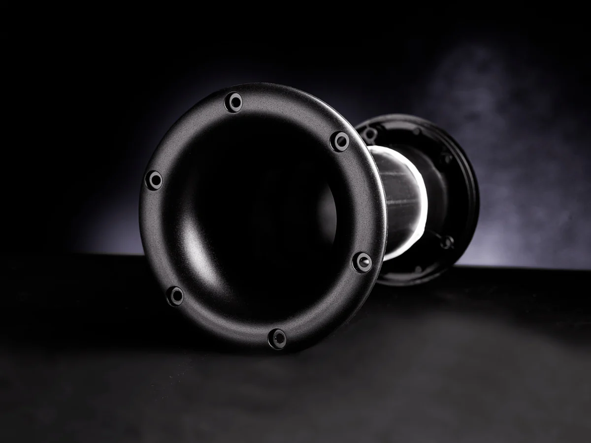 DYNAUDIO LEGEND - Image 10