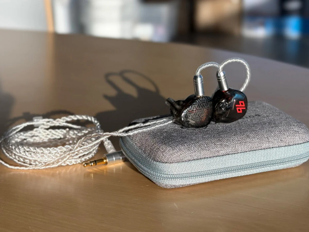 EARSONICS S-96R - Image 11