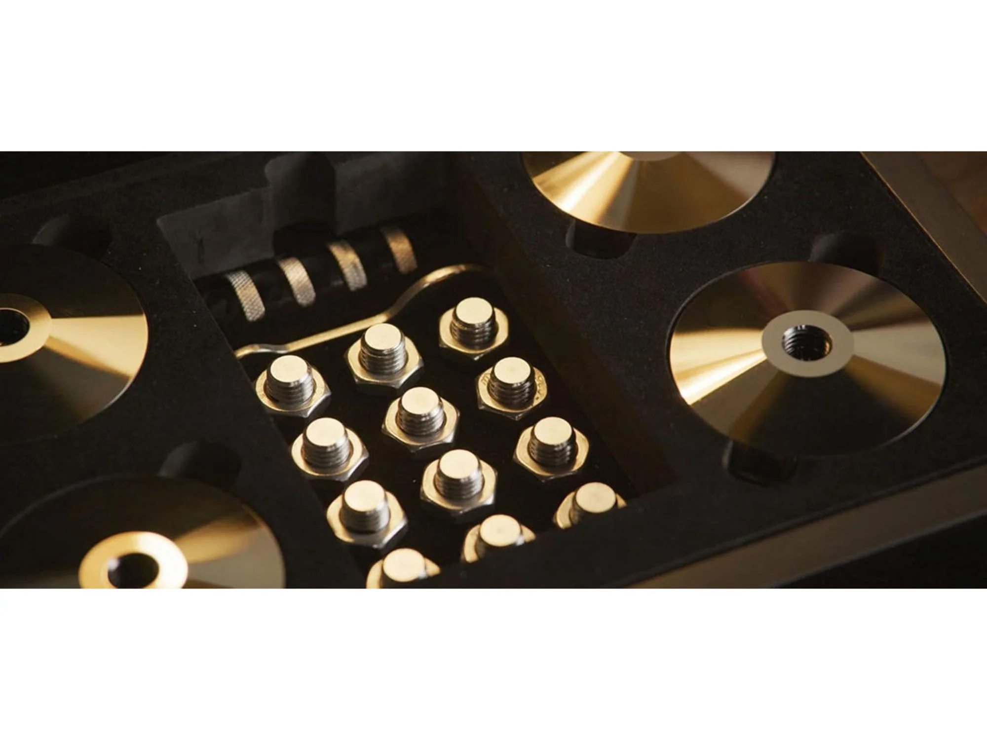 ISOACOUSTICS GAIA TITAN Rhea (set de 4) - Image 4