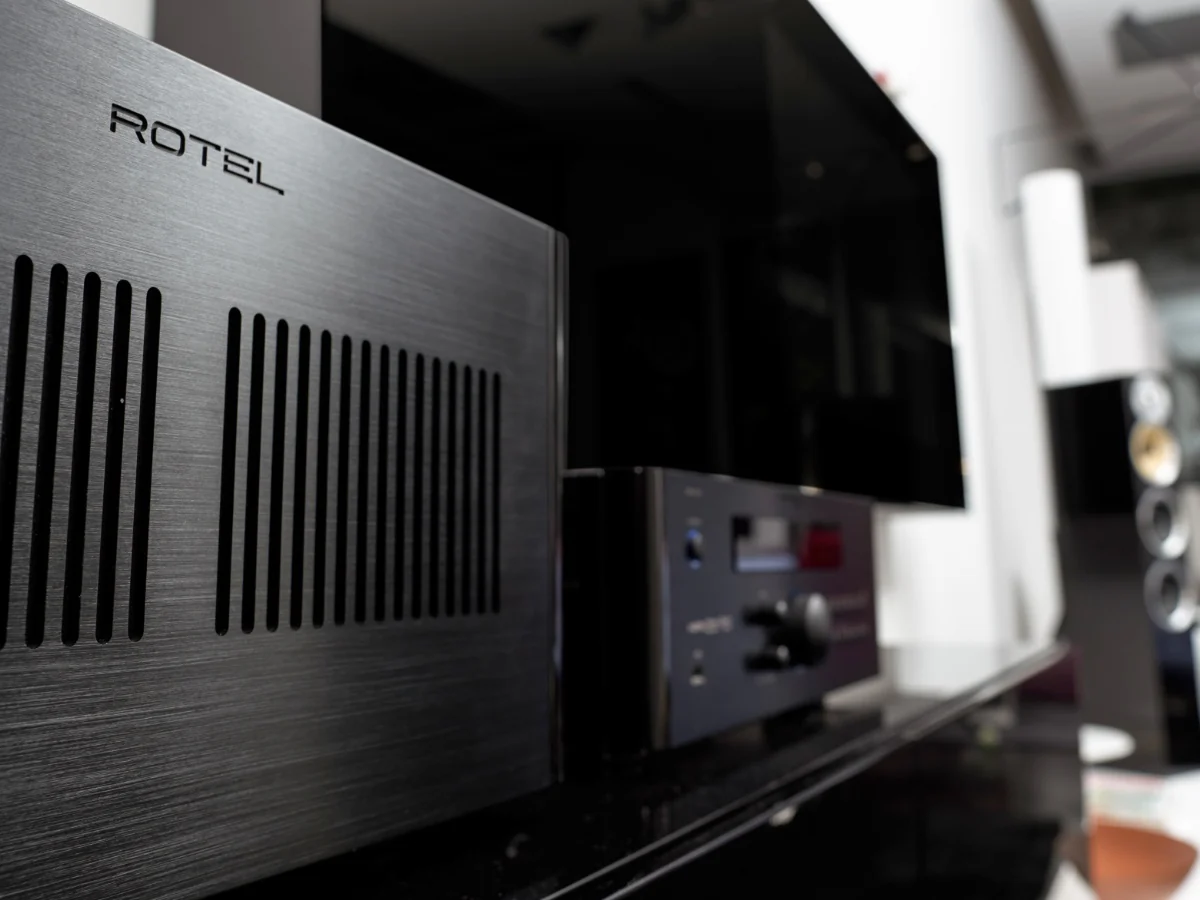 ROTEL RMB-1585 MKII - Image 9