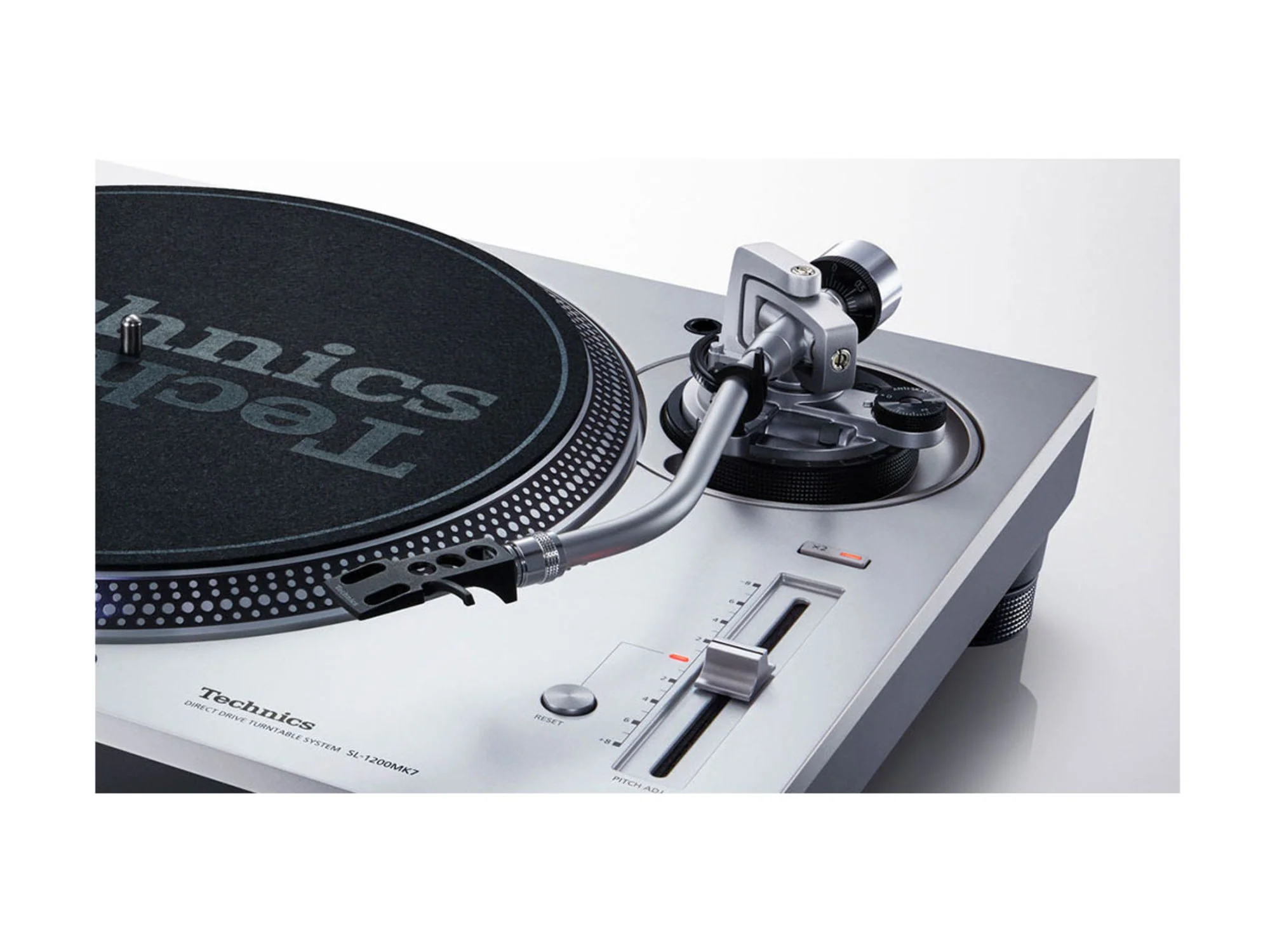 TECHNICS SL-1200MK7 Silver - Image 4